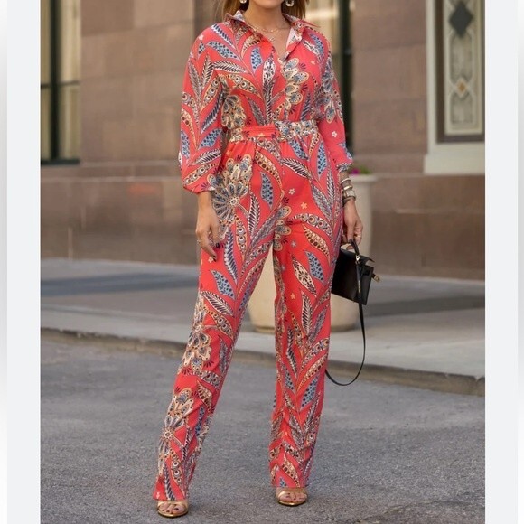 NWT TEGAN JUMPSUIT By Egreis Size Small Coral Paisley Print